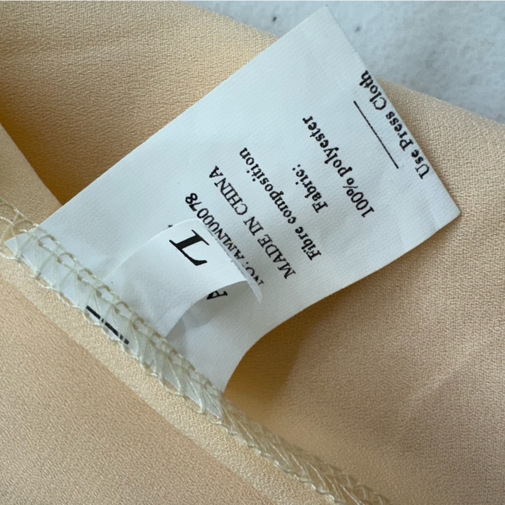 Abollria size Large sheer over cover peachy color NWT - Picture 6 of 7